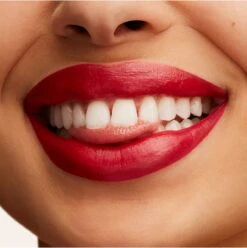 MAC Lustre Lipstick - Cockney - 3 G - Lippenstift -Beste Lip Winkel 1195x1200 10