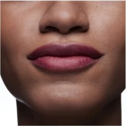 M·A·C Mistletoe Matte Powder Kiss Lipstick - Limited Edition Make-up Set -Beste Lip Winkel 1198x1200 40