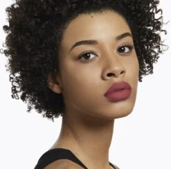 Yves Saint Laurent - Thin Frosting Lipstick With Leather Effect Rouge Pur Couture The Slim 2.2g 16 Rosewood Oddity -Beste Lip Winkel 1200x1187 2