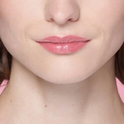 L’Oréal Paris Brilliant Signature Lippenstift - 305 Be Captivating - Roze - Ultra Glanzend -Beste Lip Winkel 1200x1200 464