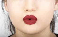 NYX Professional Makeup Soft Matte Lip Cream - Amsterdam SMLC01 - Lippenstift -Beste Lip Winkel 1200x771