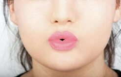 NYX Professional Makeup Soft Matte Lip Cream - Tokyo SMLC03 - Liquid Lippenstift - 8 Ml -Beste Lip Winkel 1200x772 1