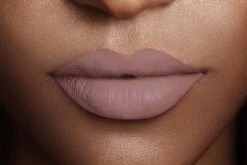 L'Oréal Paris Les Chocolates Ultra Matte Liquid Lippenstift - 852 Box Of Chocolates -Beste Lip Winkel 1200x800 5