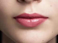 L'Oréal Paris Color Riche Shine Lipstick Lippenstift - 111 Pink Wonderland -Beste Lip Winkel 1200x900 5