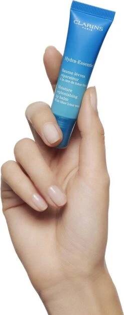 Clarins Hydra-Essentiel Moisture Replenishing Lip Balm Lippenbalsem 15 Ml 28 Clarins Hydra-Essentiel Moisture Replenishing Lip Balm Lippenbalsem 15 Ml -Beste Lip Winkel 473x1200 2