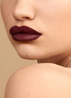 L'Oréal Infallible 24H 2 Step Lipstick - 217 Eternal Vamp -Beste Lip Winkel 876x1200 1