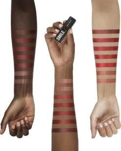 L'Oréal Paris X Isabel Marant Lippenstift - Limited Edition - 05 Pigalle Western - Rood 21 L'Oréal Paris X Isabel Marant Lippenstift - Limited Edition - 05 Pigalle Western - Rood -Beste Lip Winkel 965x1200 3